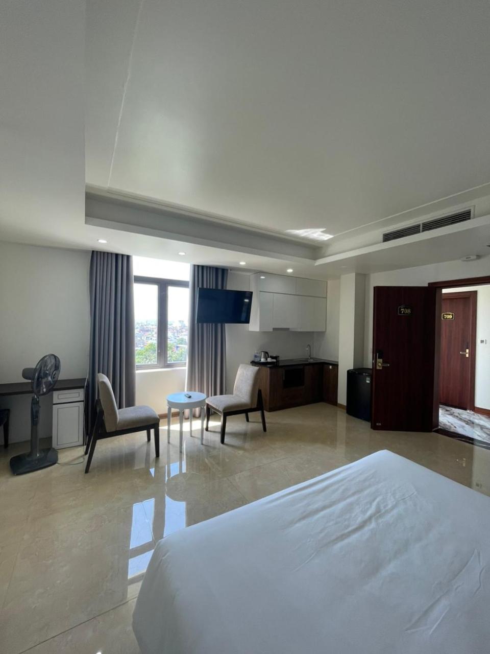 Lotus Hotel & Apartment 하이퐁 외부 사진